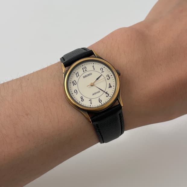 90s avenue arabic index quartz