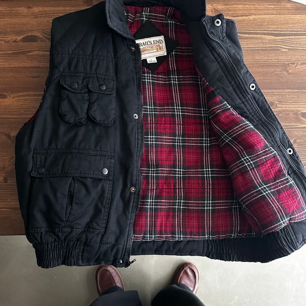 헌팅 디테일 워크웨어 패딩 베스트 