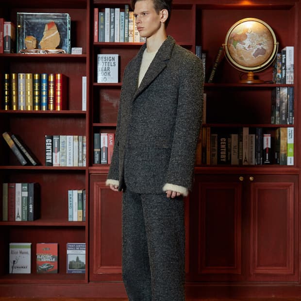 STU 부클 블레이저