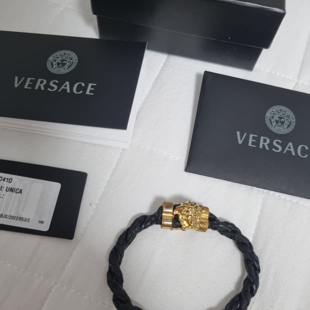 베르사체 메두사 금장 팔찌