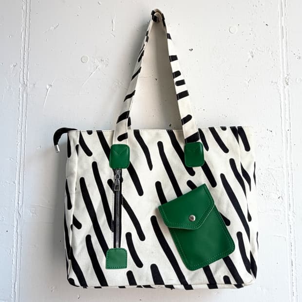 vintage canvas shoulder bag