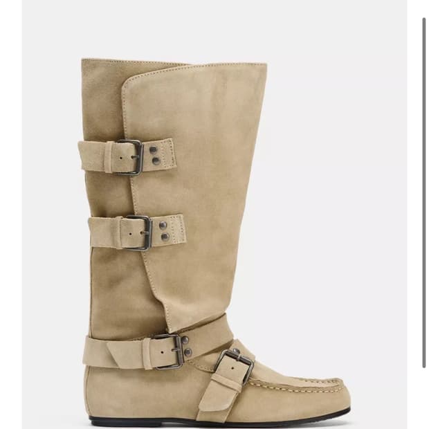 자라 스웨이드 버클 부츠 240 새상품