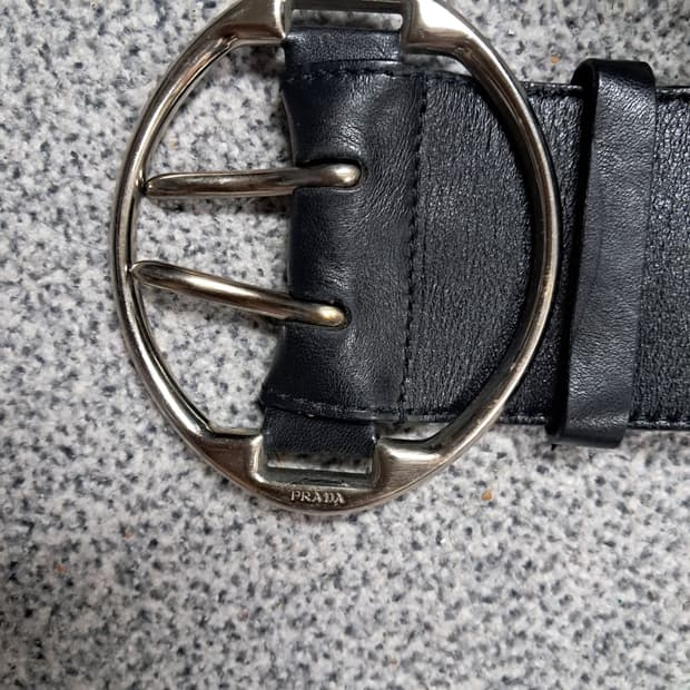 프라다(PRADA) 빈티지 가죽 오발 더블링 벨트