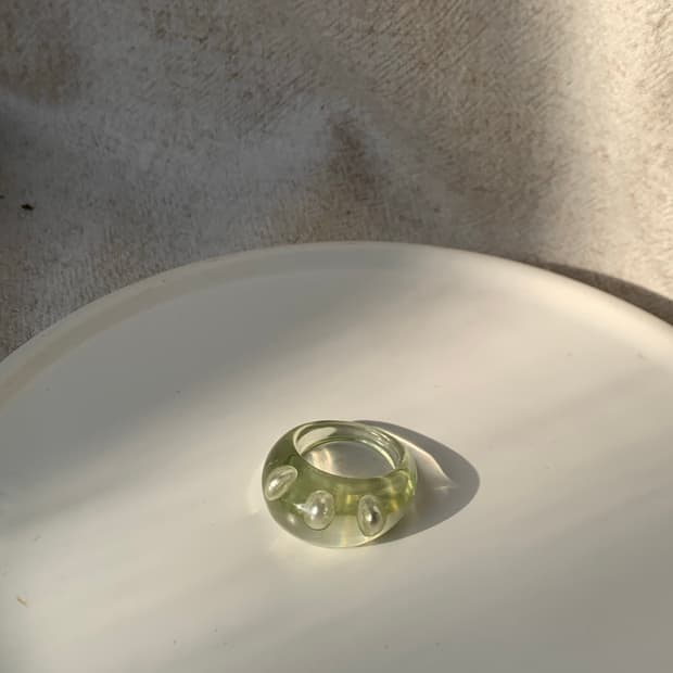 Pearl translucent ring
