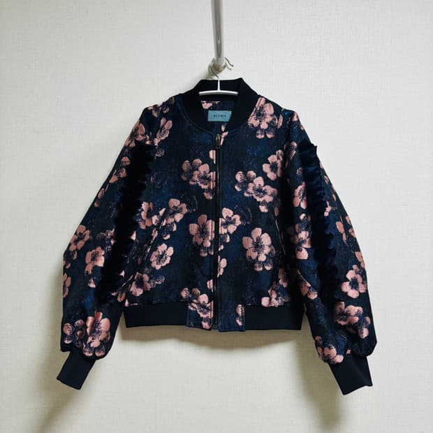 블루민 BLUMIN 플라워 자카드 블루종 자켓
