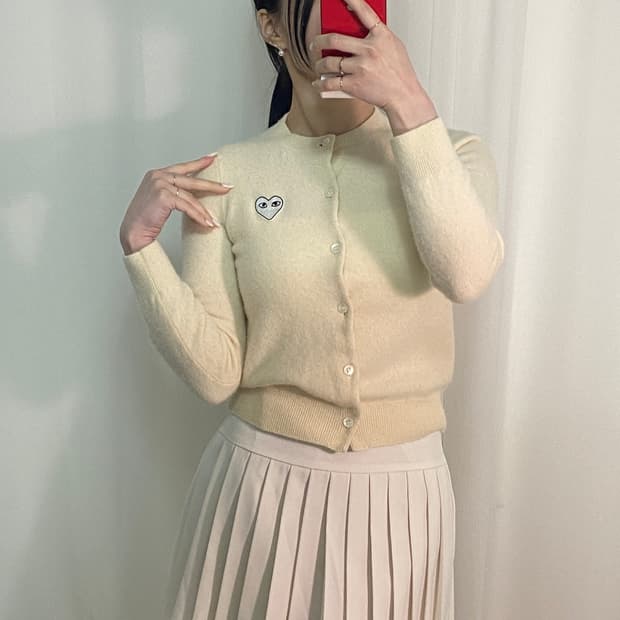 꼼데가르송 아이보리 화이트 와펜 가디건