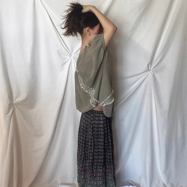 잔꽃 레이스 탑