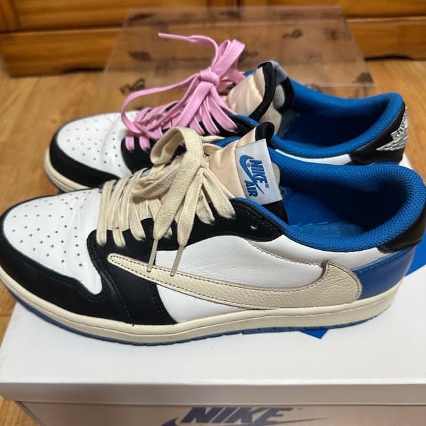 조던1스캇 프라그먼트 로우