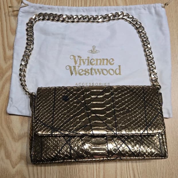 (새상품) 비비안웨스트우드 뱀피 체인백