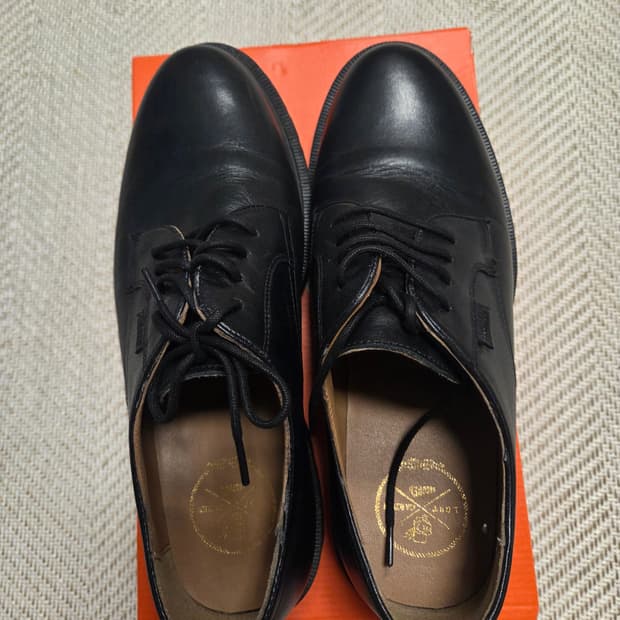 로스트가든 X 슈펜 더비 구두