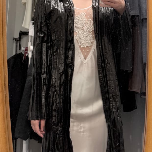 스피치오 롱 플리츠 코트 자켓