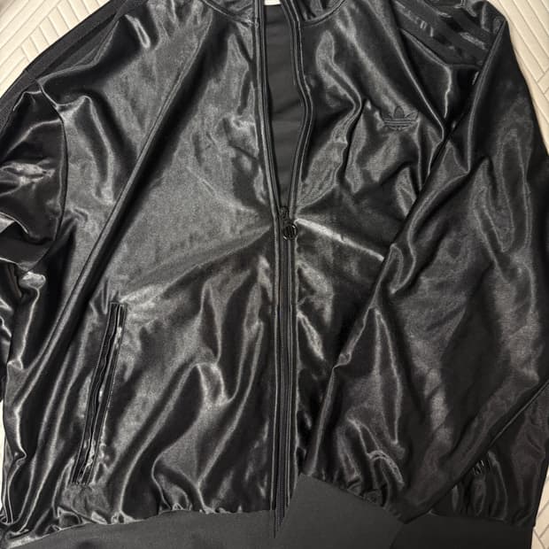 아디다스 Q3 오버사이즈 블랙 L