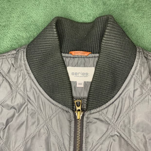 series; Quilted Vest 조끼 100