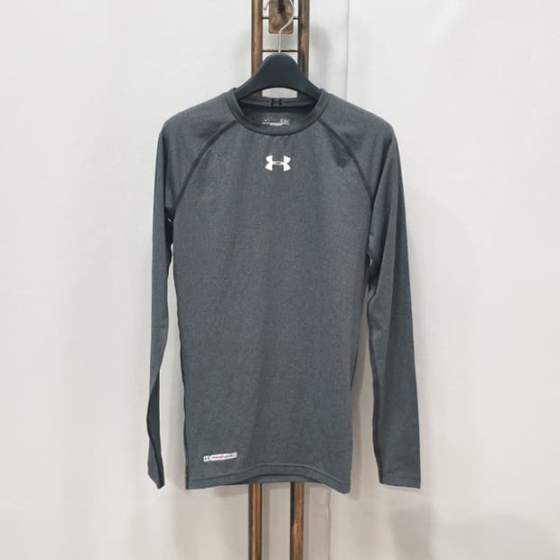 언더아머 히트기어 컴프레션 롱 슬리브 탑 S