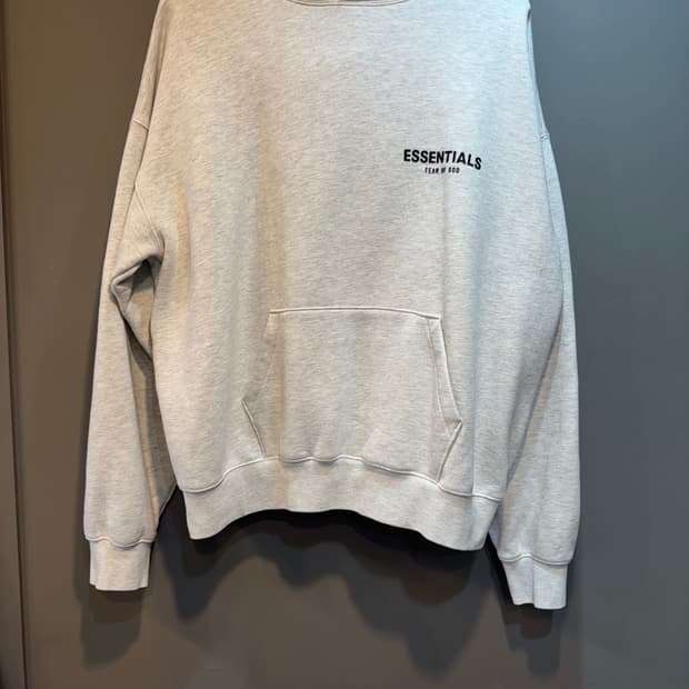 에센셜 피어오브갓 후드