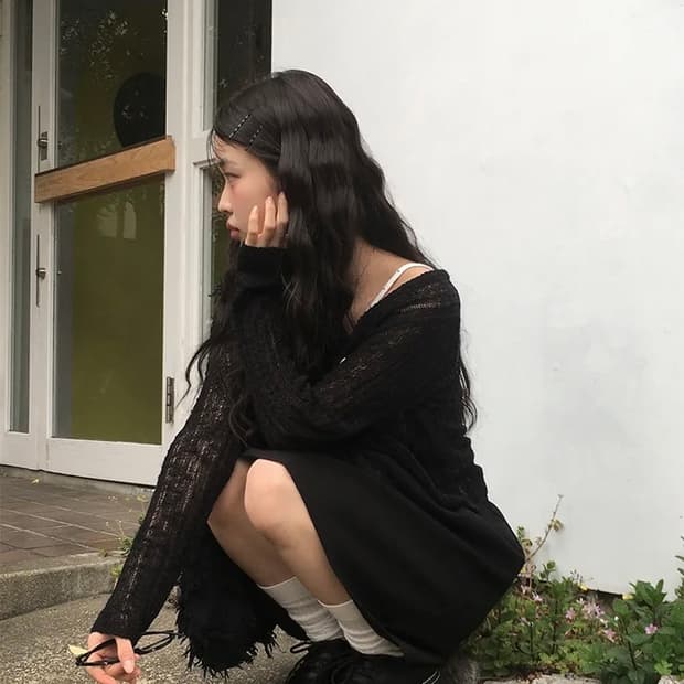 애니원모어 탠시 라운드넥 긴팔 가디건