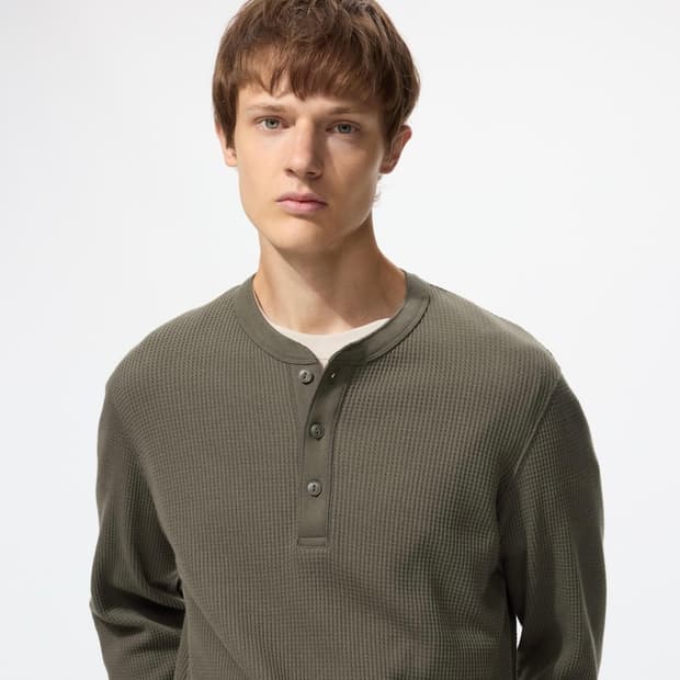 유니클로 와플 헨리넥 올리브