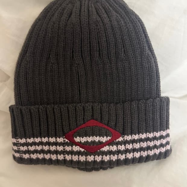 미스치프 비니 MSCHF