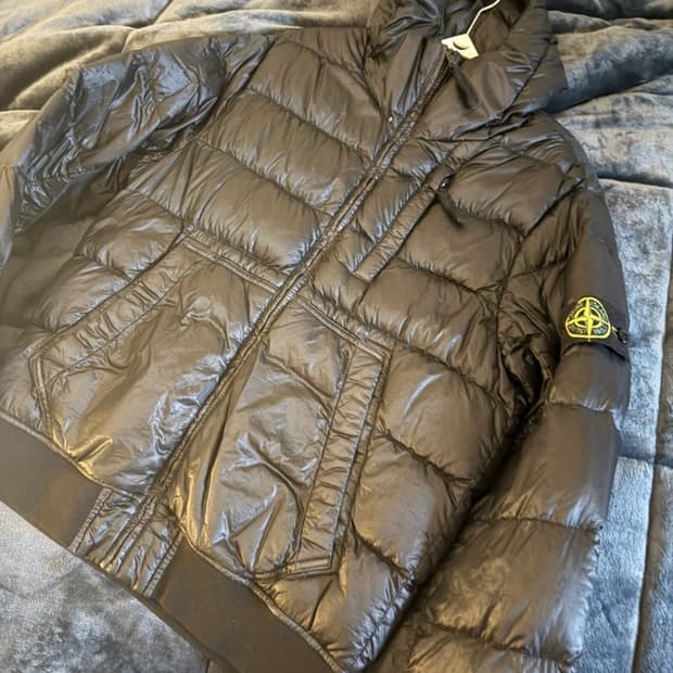 스톤아일랜드 경량패딩