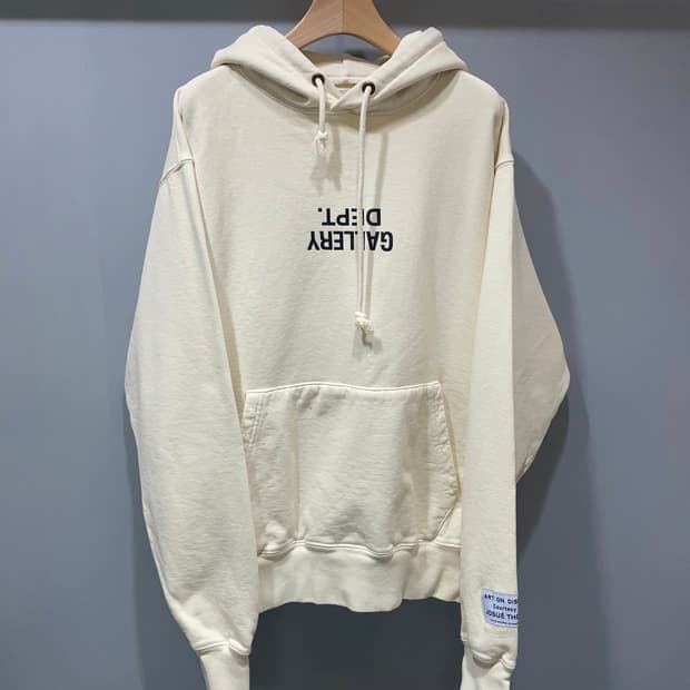 (정품/새상품) 갤러리 디파트먼트 퍽드 업 로고 화이트 후드