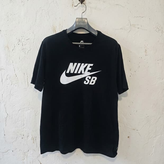 나이키 SB 드라이핏 반팔 티셔츠 L