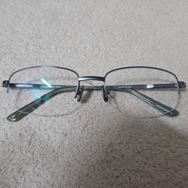 빈티지 반무테 안경