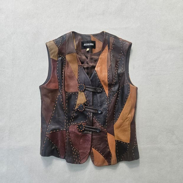 85 루비나 여성 가죽 패치워크 베스트 0317Y