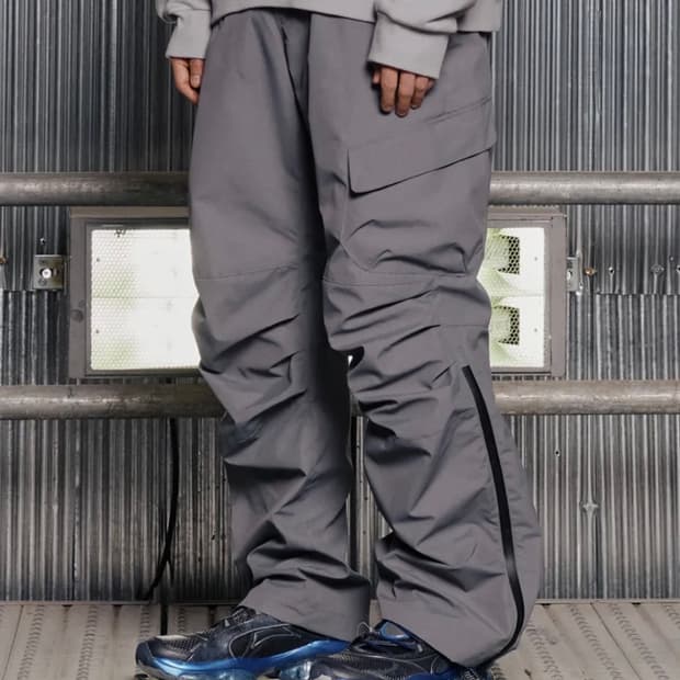 grailz 그레일즈 PINTUCK NYLON PANTS (size 2)