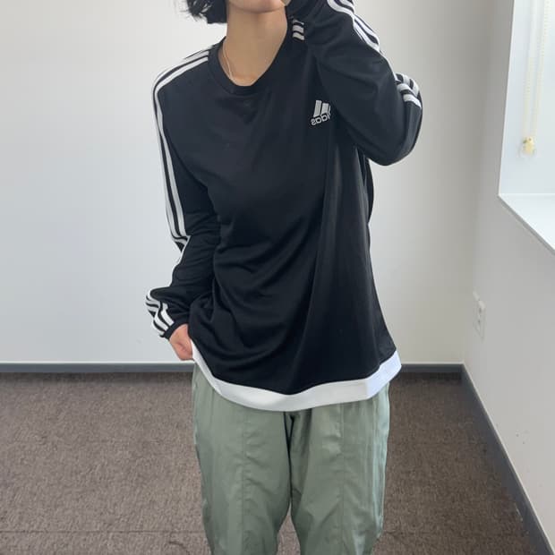 Adidas 아디다스 블랙 롱슬리브
