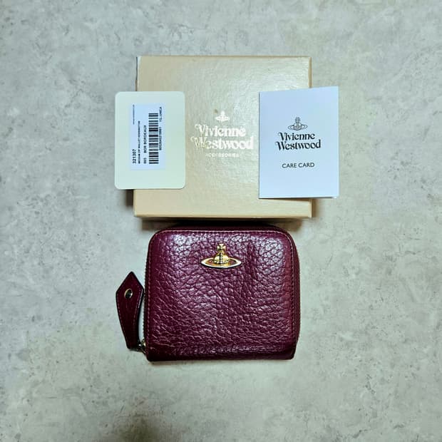비비안 웨스트우드 지퍼포켓 반지갑