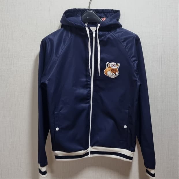 메종키츠네 국뽕 태극여우 바람막이 M 네이비