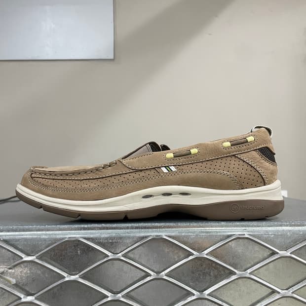 클락스 인트리피드 슬립온 260