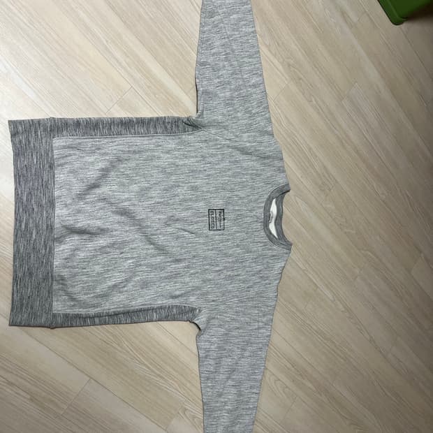 나이젤카본x클로즈드 맨투맨 