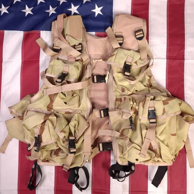 밀리터리 사막삼색 택티컬 서바이벌 베스트