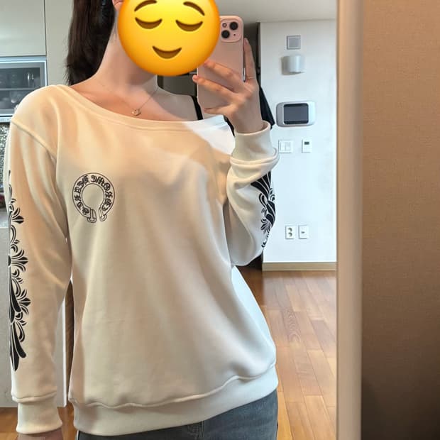 [네고가능] 크롬하츠 오프숄더 맨투맨 화이트
