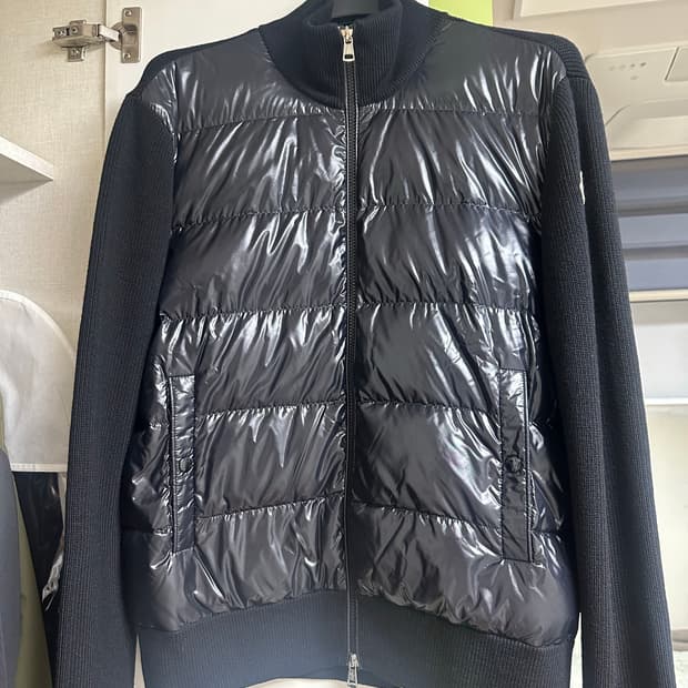 몽클레르 그래픽 패딩 울 가디건