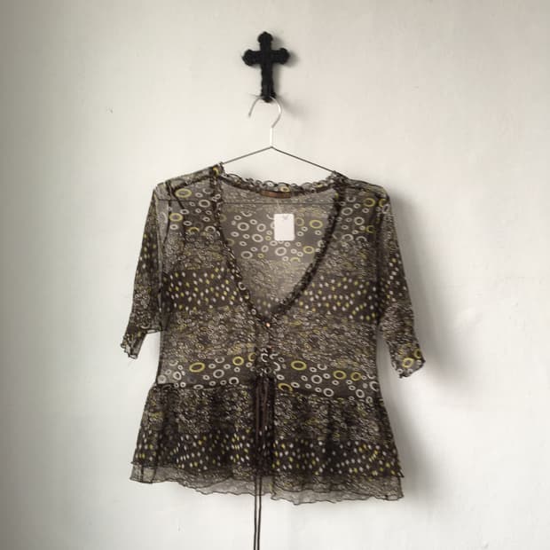 Dot pattern mixed mesh top