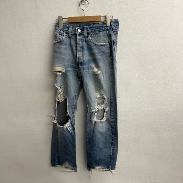 90S Vintage Levis 501 디스트로이드 데님 팬츠