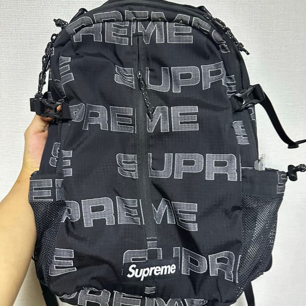 슈프림 백팩 21FW