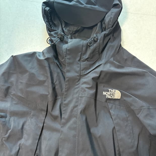 노스페이스 XCR 바람막이