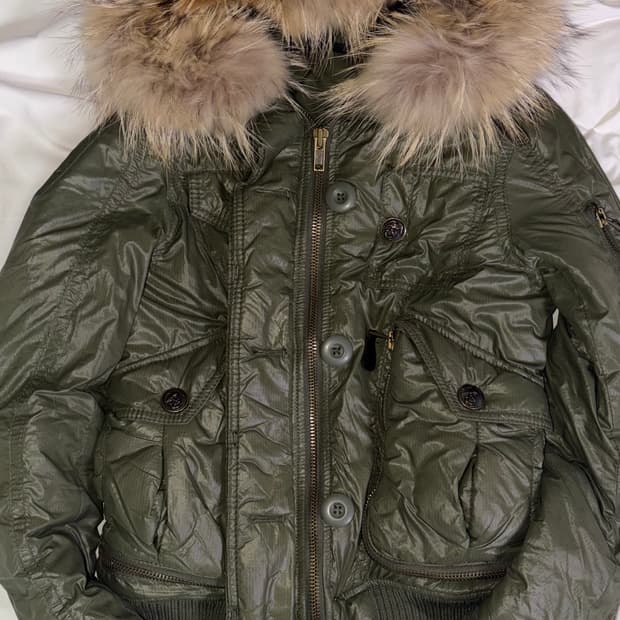 빈티지 갸루 카키 퍼 패딩💅