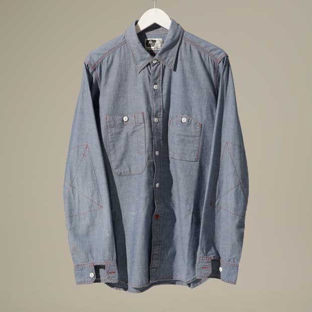 엔지니어드가먼츠 레드 스티치 샴브레이 셔츠