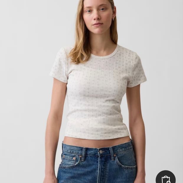 Gap 갭 꽃무늬 반팔 크루넥 Crew Neck 크림