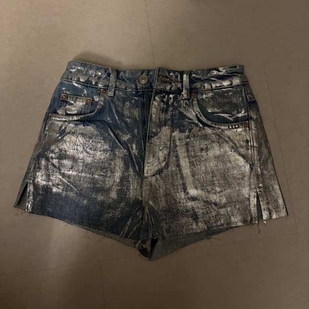 탑샵topshop 빈티지 실버 페인팅 데님 숏팬츠