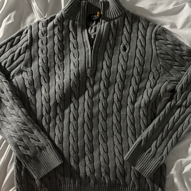 폴로 반집업 꽈배기 니트 그레이