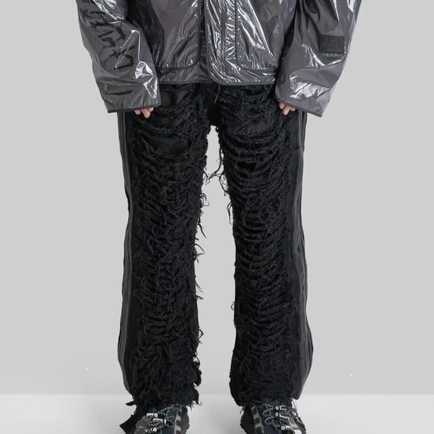 99% is 바조우 / 벨크로 사이드 립피드 왁시드 디스트로이드 데님팬츠