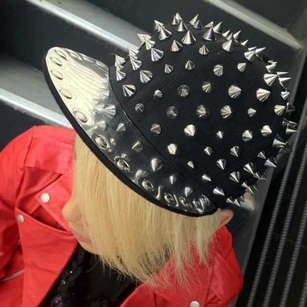 Y2k 스터드 스냅백