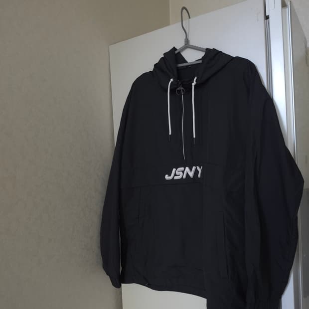 JSNY 블랙 아노락 후드 바람막이