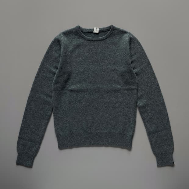 round neck knit (Sample)