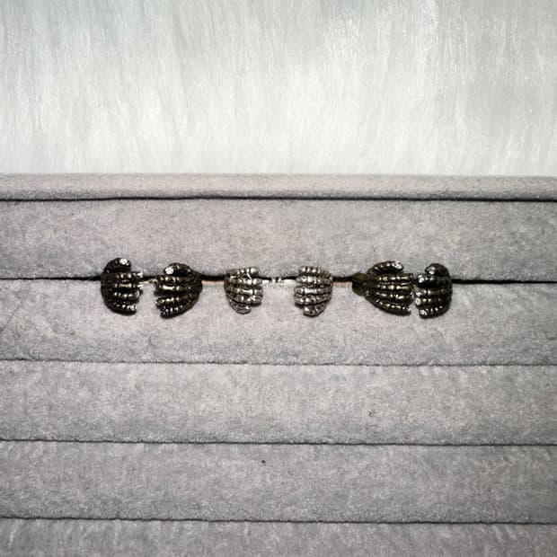 해골 손 오리엔탈 고스펑크 반지